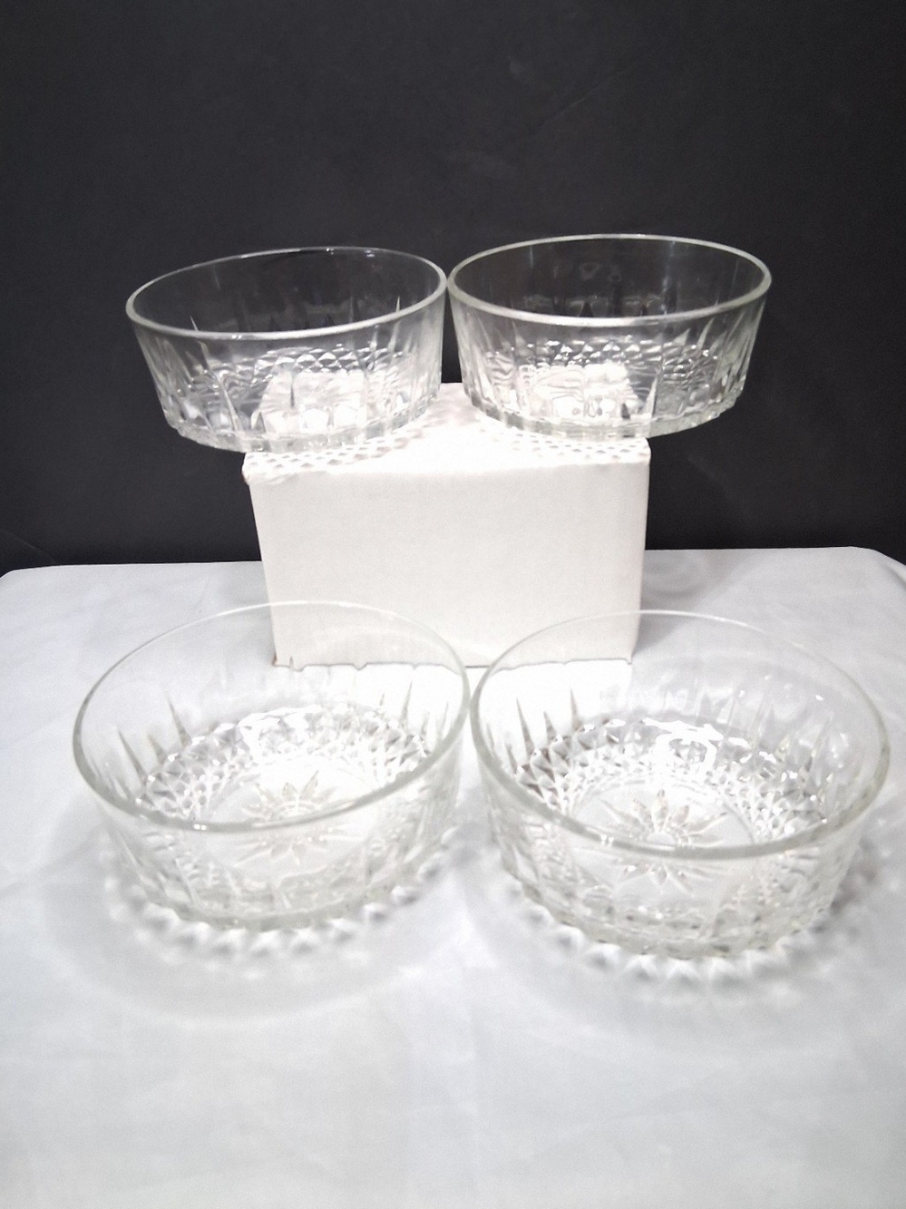 Vintage Arcoroc Diamant 4 Salad Desert Bowls Set Clear Crystal